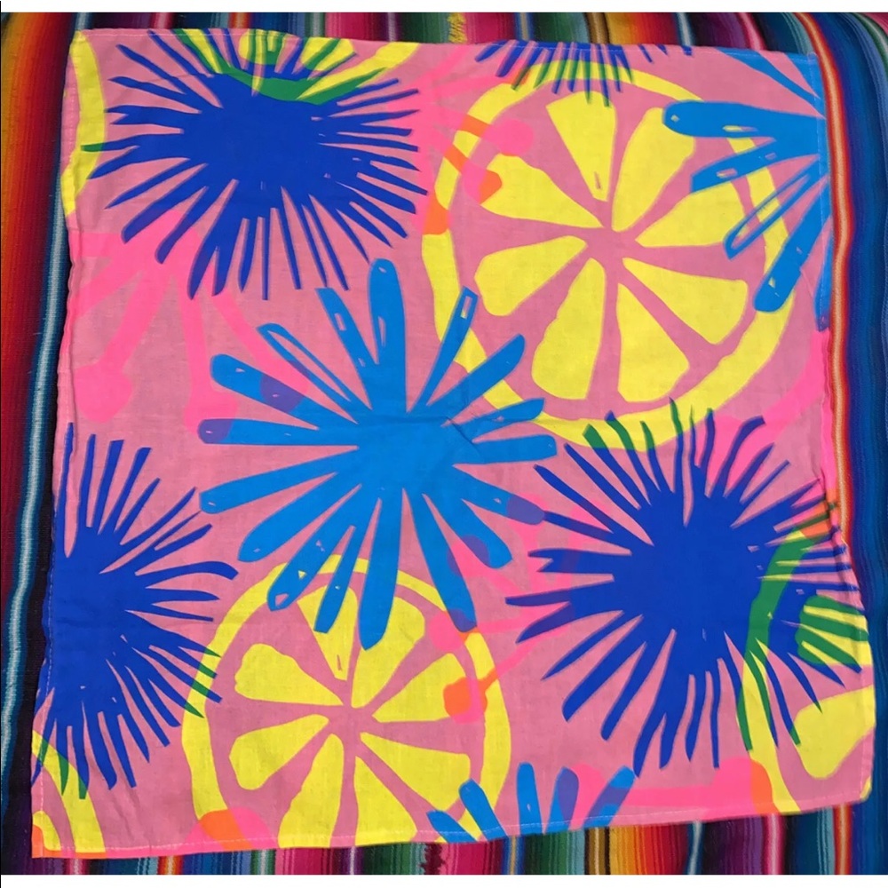 Lush Knot Wrap XL Bright Color Pattern